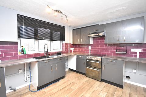 3 bedroom end of terrace house to rent, Aylesbury HP19