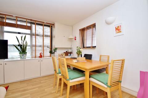 2 bedroom apartment to rent, Burrells Wharf Square, London