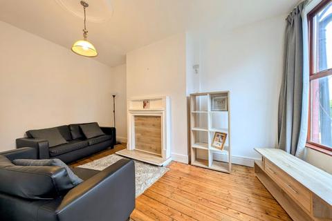 53 Beechwood Mount, Leeds, LS4 2NQ