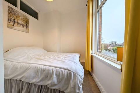 53 Beechwood Mount, Leeds, LS4 2NQ