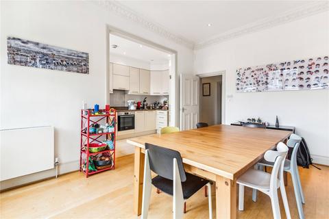 3 bedroom apartment to rent, London SW7