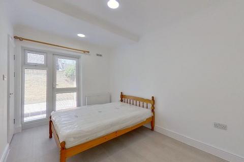 4 bedroom semi-detached house to rent, Griffiths Road, Wimbledon, SW19 1ST