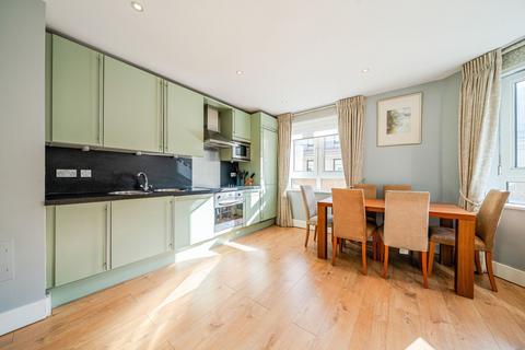 2 bedroom flat to rent, Pepys Street, London