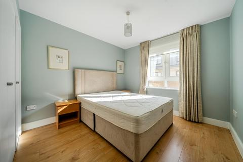 2 bedroom flat to rent, Pepys Street, London