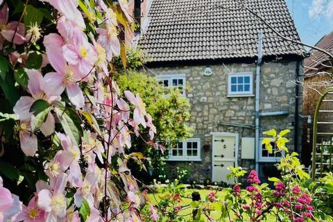 3 bedroom semi-detached house to rent, High Street, Rotherham S66