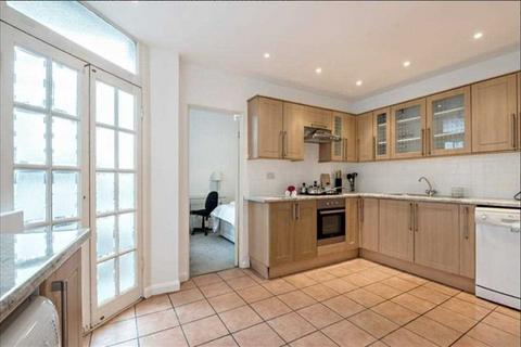 5 bedroom apartment to rent, Strathmore Court, Park Road, NW8