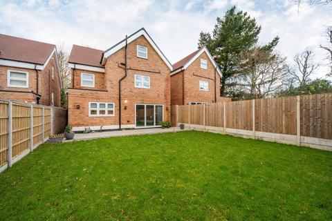 4 bedroom detached house for sale, Upton Park, Slough, SL1