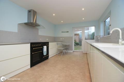 6 bedroom terraced house for sale, Lyndhurst Road, Ramsgate