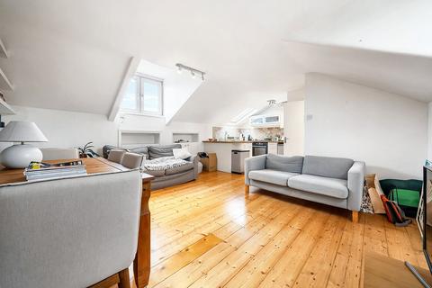 1 bedroom apartment for sale, Lordship Park, London, N16