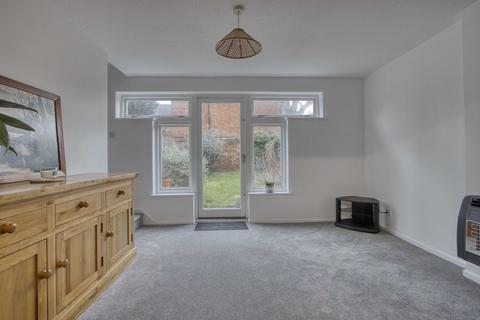 2 bedroom terraced house for sale, 11 Kilkenny Avenue, Taunton