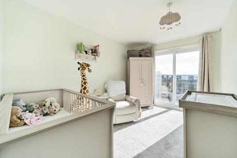 2 bedroom apartment for sale, Andace Park Gardens, Widmore Road, Bromley