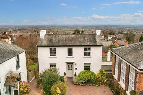 4 bedroom detached house for sale, North Malvern Road, Worcestershire WR14