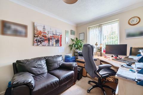 1 Grants Close, Wincanton, BA9 9NS