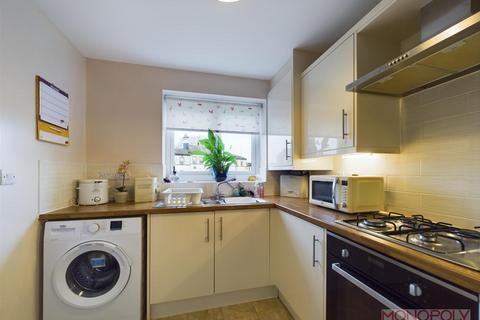 2 bedroom end of terrace house for sale, Shellbark Close, Wrexham