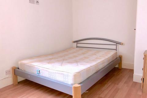 1 bedroom flat to rent, 1 Bedroom Flat - Hendon Central - Northern Line