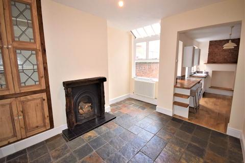 3 bedroom terraced house to rent, Lightfoot Street, Hoole, Chester