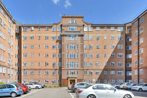 1 bedroom flat for sale, Stamford Court, Goldhawk Road, Hammersmith W6