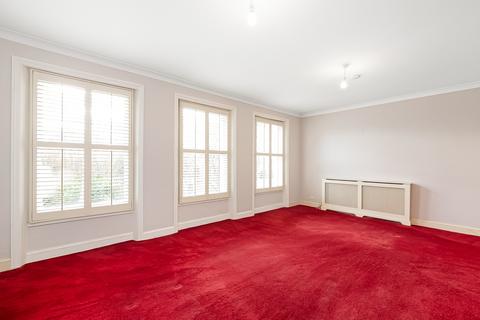 2 bedroom flat to rent, Regents Court, 6-8 Copers Cope Road, Beckenham, BR3