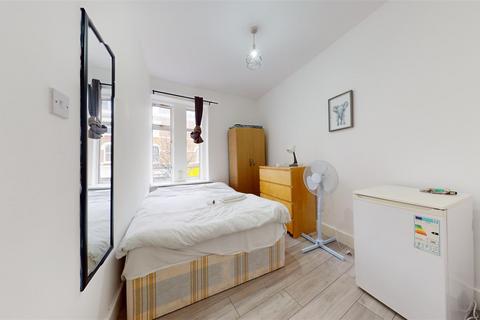 1 bedroom property to rent, High Road, Willesden Green NW10