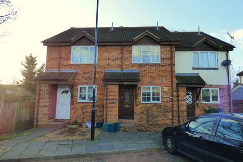 2 bedroom terraced house to rent, Peal Gardens