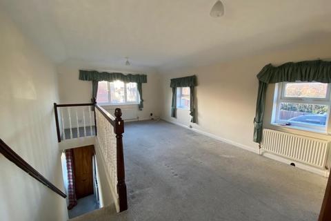 1 bedroom flat to rent, Brooks Hall Road, Ipswich IP1