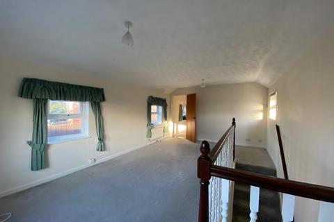 1 bedroom flat to rent, Brooks Hall Road, Ipswich IP1