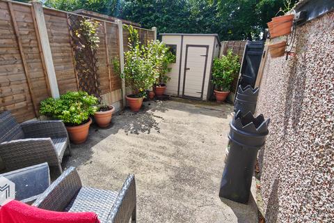 2 bedroom end of terrace house to rent, Thorpe Street, Worsley, Manchester, Greater Manchester, M28 3QQ