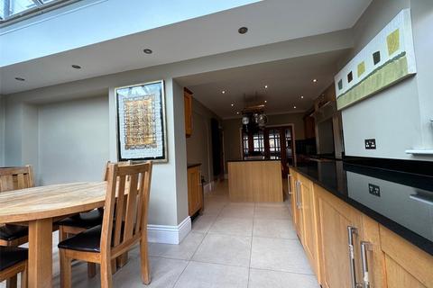 undefined, Oakhurst Rise, Carshalton, SM5