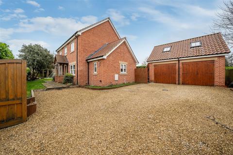 4 bedroom detached house for sale, Fiddington Clays, Market Lavington, Devizes