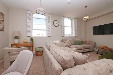 2 bedroom apartment to rent, Fishergate, York