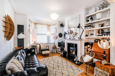 2 bedroom house for sale, Farnan Avenue, Walthamstow