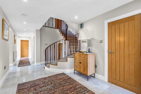 4 The Moorlands, Sutton Coldfield, B74 2RF