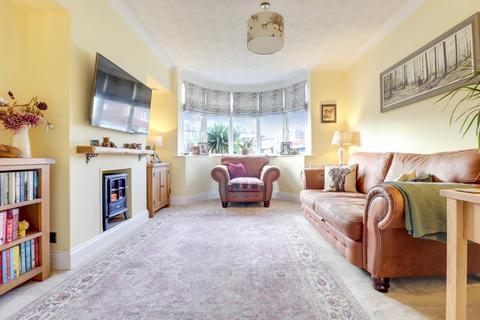 40 Askam Avenue, Pontefract, WF8 2PN
