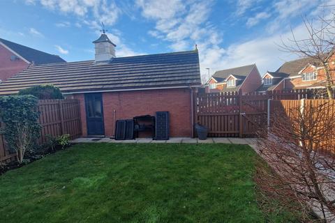 3 bedroom semi-detached house to rent, Waterloo Road, Haslington, Sandbach