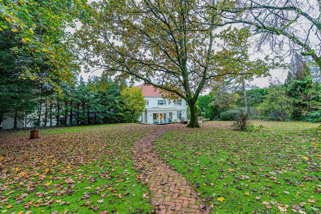 Hollybush House-53.jpg