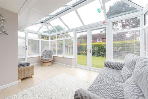 3 bedroom detached bungalow for sale, Newlands Avenue, Melton Park, NE3