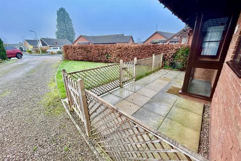 2 bedroom semi-detached bungalow to rent, Foxleigh Grove, Wem, Shrewsbury