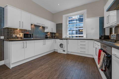 2 bedroom flat to rent, Jeffrey Street, Old Town, Edinburgh, EH1