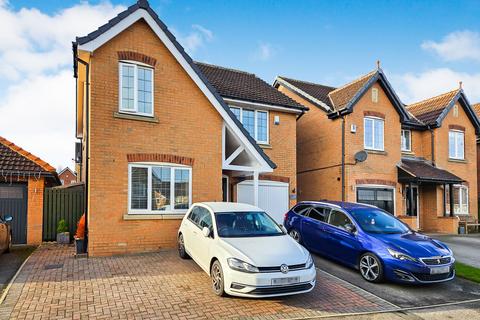 4 bedroom detached house for sale, Brow Wood Road, Batley