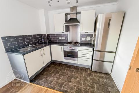 2 bedroom apartment to rent, Greenings Court Warrington WA2 7DU