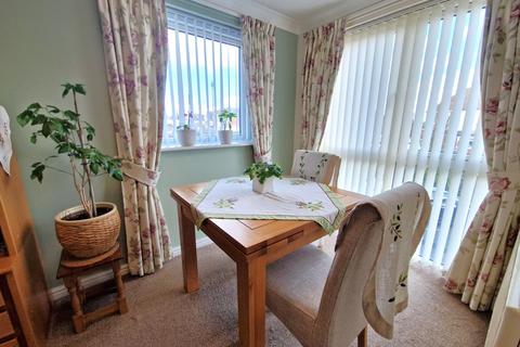 2 bedroom apartment for sale, Anchorage Court, Lee-on-the-Solent, PO13