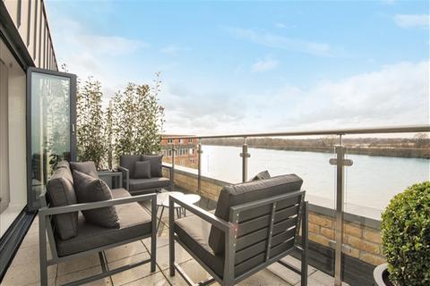 3 bedroom townhouse to rent, Oxbridge Terrace Palace Wharf, W6