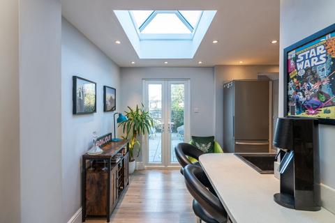 9 Brambletye Park Road, Redhill, RH1 6JA