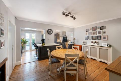 9 Brambletye Park Road, Redhill, RH1 6JA