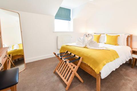 2 bedroom house to rent, Braeside Gardens, York