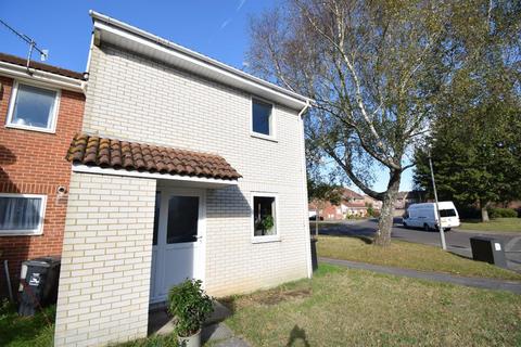 1 bedroom terraced house to rent, Bovington Close, Canford Heath, Poole