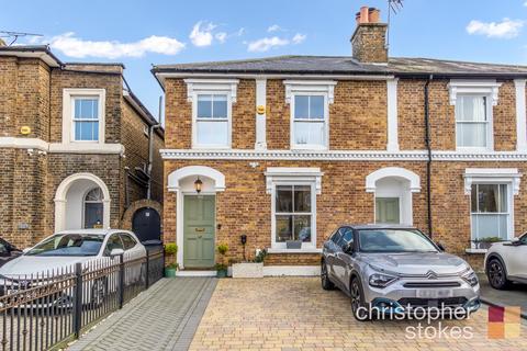 4 bedroom semi-detached house for sale, Crossbrook Street, Cheshunt, Waltham Cross, Hertfordshire, EN8 8JY