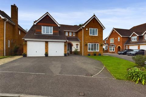 5 bedroom detached house for sale, Horseshoe Way, Hempsted, Gloucester, Gloucestershire, GL2