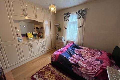 2 bedroom terraced house for sale, Aldborough Road South, Seven Kings