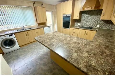 3 bedroom bungalow for sale, Castle Graig, Swansea SA6